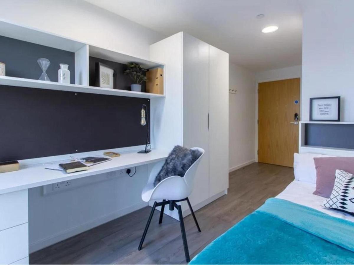 Vibrant Ensuite Rooms, Bournemouth - Sk Борнмут Экстерьер фото